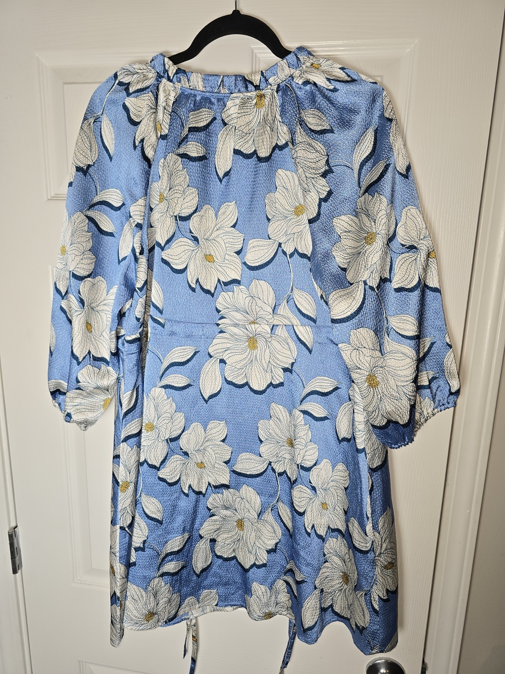 Draper James Blue Floral Dress with White Blossoms Size Small - Picture 6 of 9